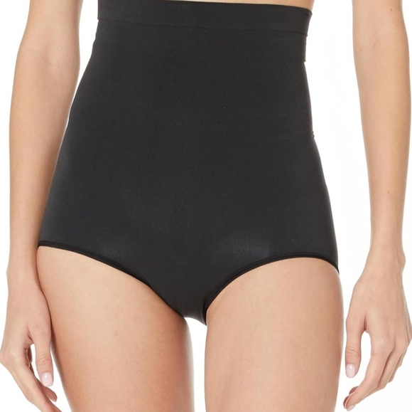 Spanx Higher Power Panties - Targeted Shapewear Breathable - New in package - Picture 2 of 2